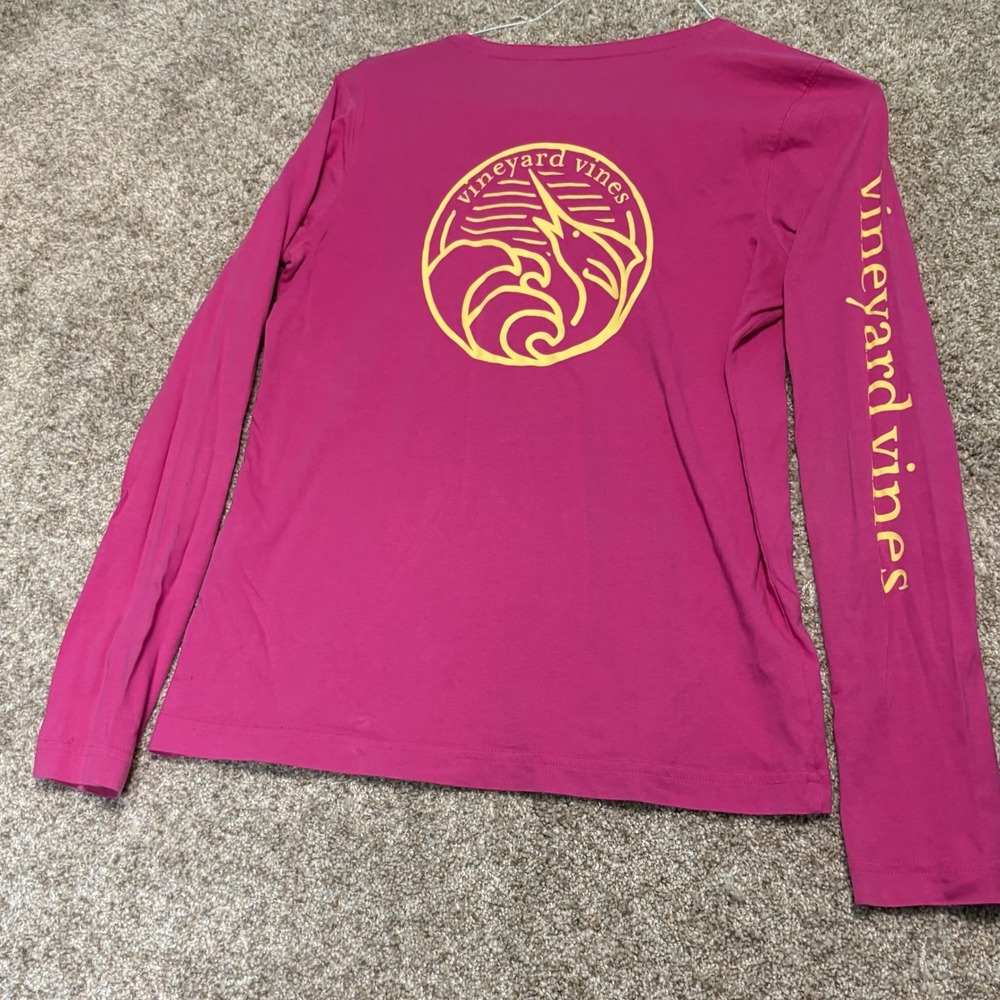Vineyard Vines Long Sleeve T-Shirt Womens Small Pink Graphic Marlin Logo Cotton